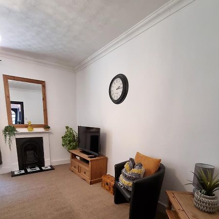 Inverness City Centre Flat 외부 사진