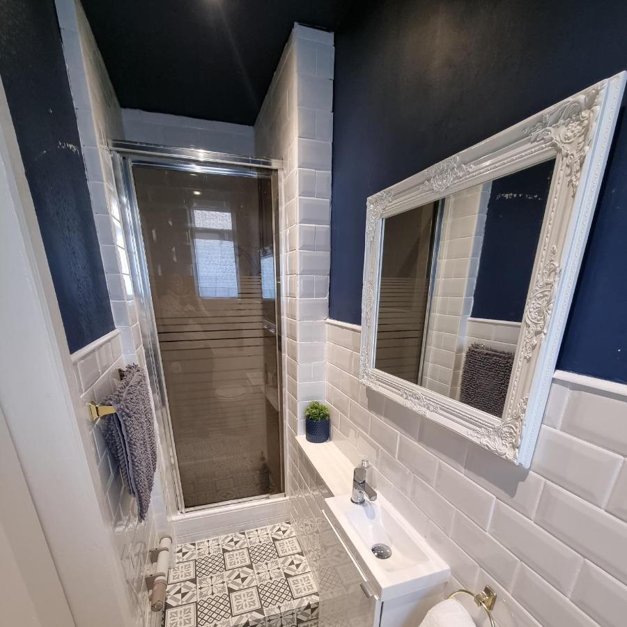 Inverness City Centre Flat 외부 사진